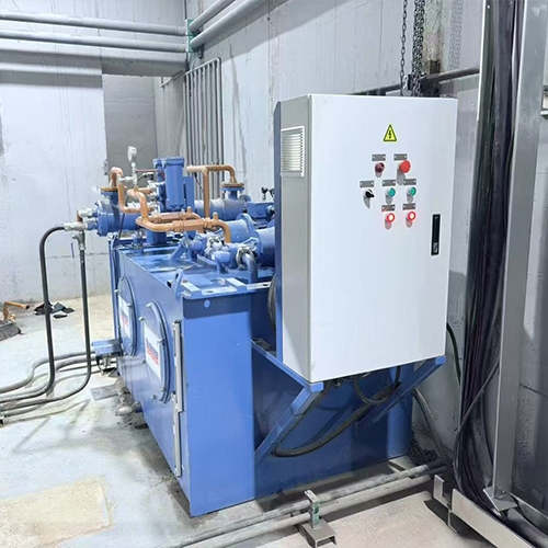 Centralized grease lubrication system
